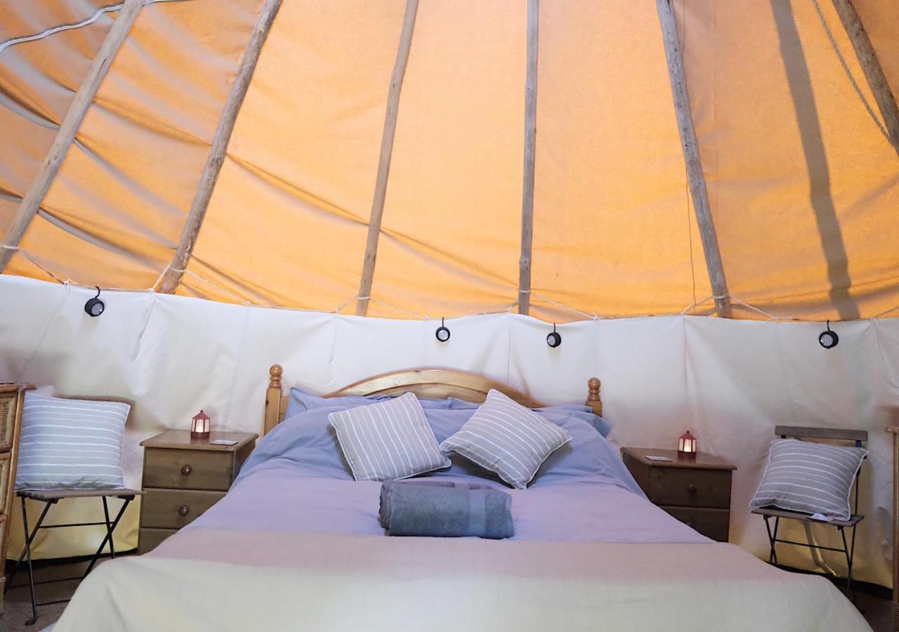 Gumtree Tipis 호텔 Bickington 외부 사진