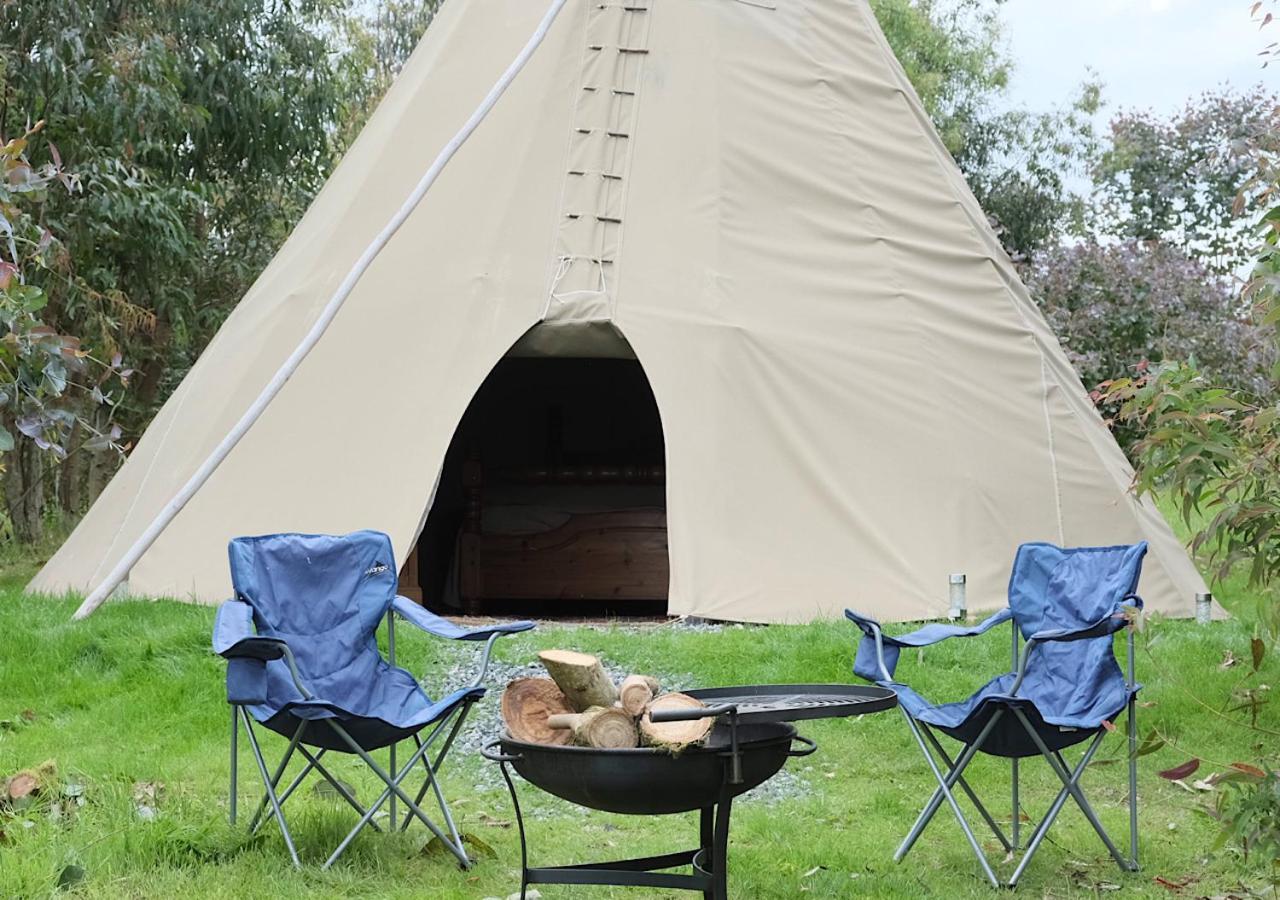 Gumtree Tipis 호텔 Bickington 외부 사진